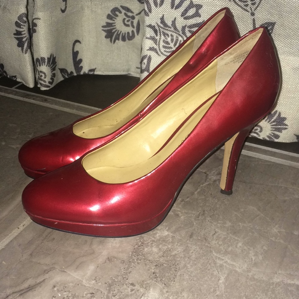 BOGO 7.5 RubyRed 4" Heels With 1/2" Platform